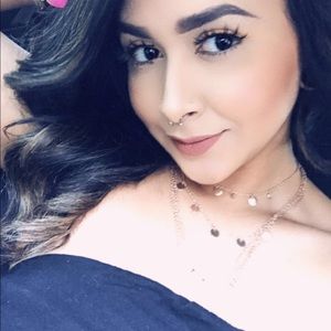 Meet your Posher, Daniela